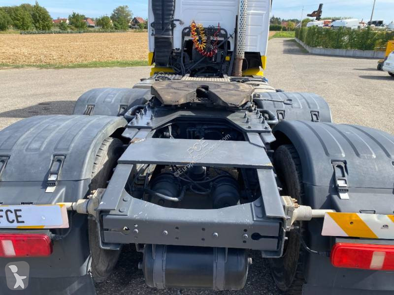 Cap tractor Volvo 580