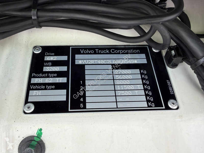 Тягач Volvo 500 6x2 Retarder ADR Full Air WB...