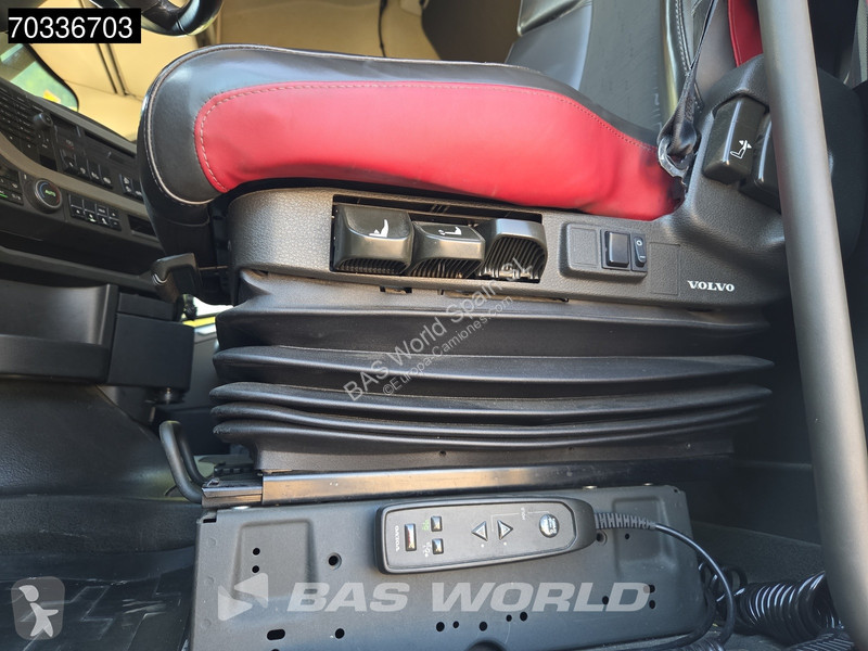 Тягач Volvo 500  4X2 XL 2xTanks Xenon ACC