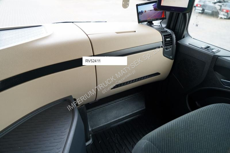 Тягач Mercedes ACTROS 1845