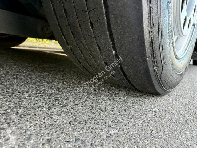Тягач Mercedes 1840 BigSpace/LowLiner Voll...