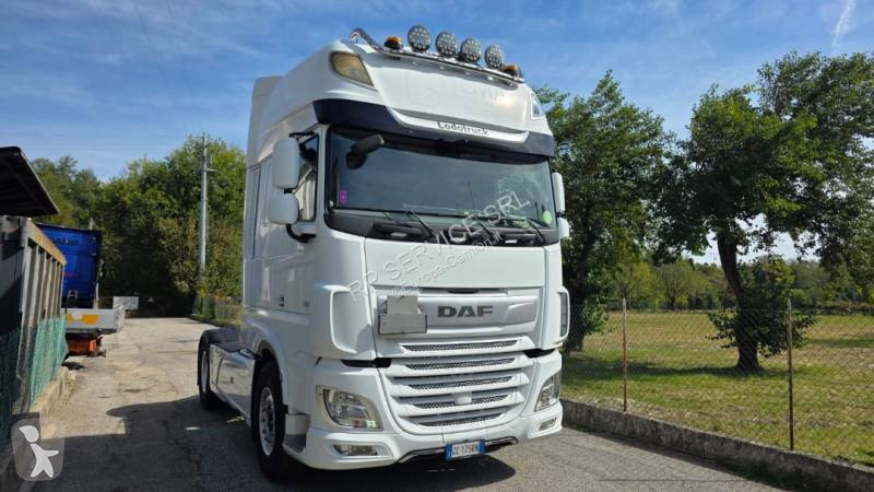Cap tractor DAF 480 FT