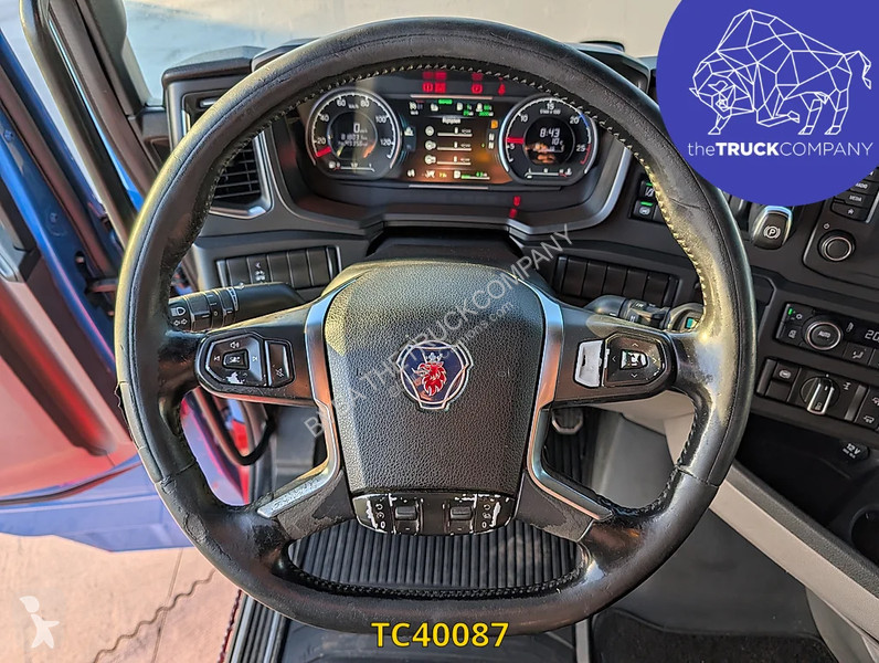 Scania 520 tractor unit