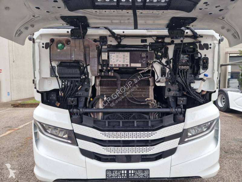 Iveco 530 tractor unit