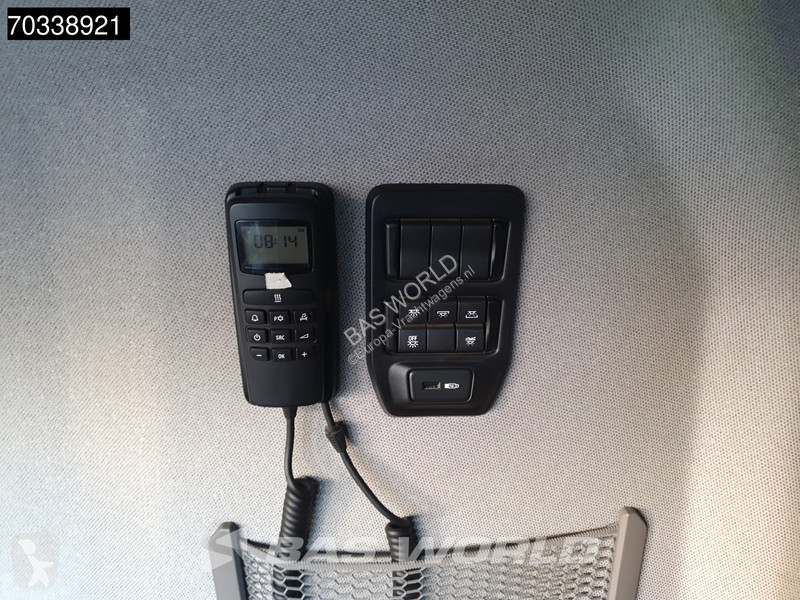 Scania 4X2 Retarder 2x Tanks APK ACC tractor unit