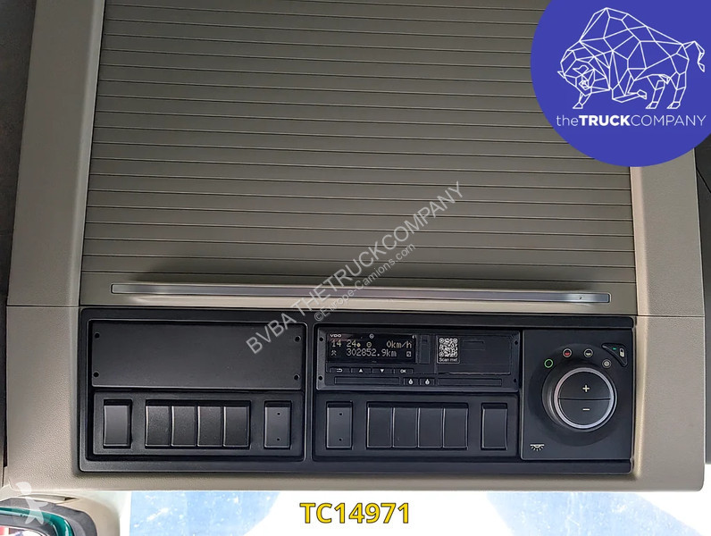 Volvo 500 tractor unit