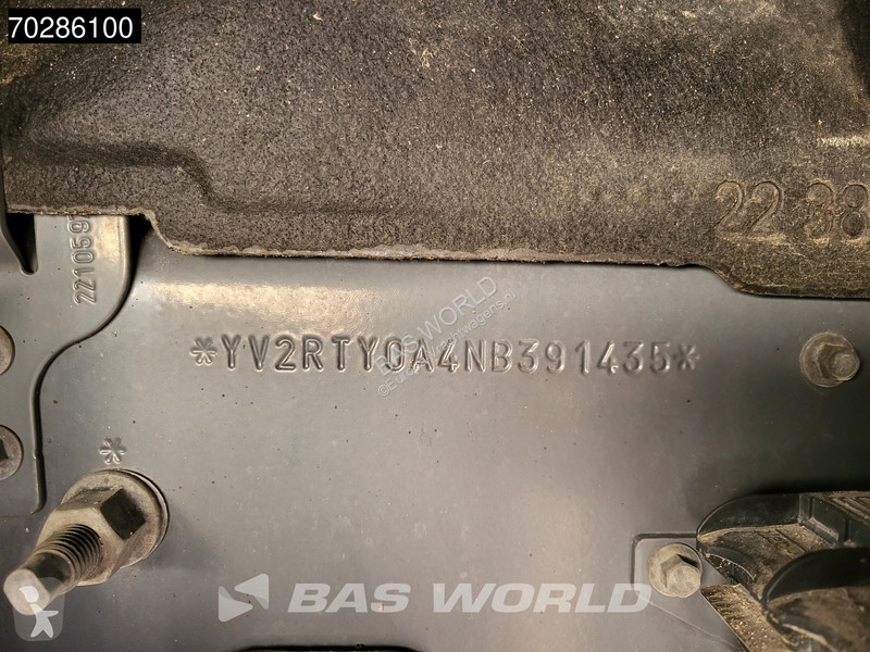 Traktor Volvo FH  FH 4X2 VEB+ LED 2xTanks ACC...