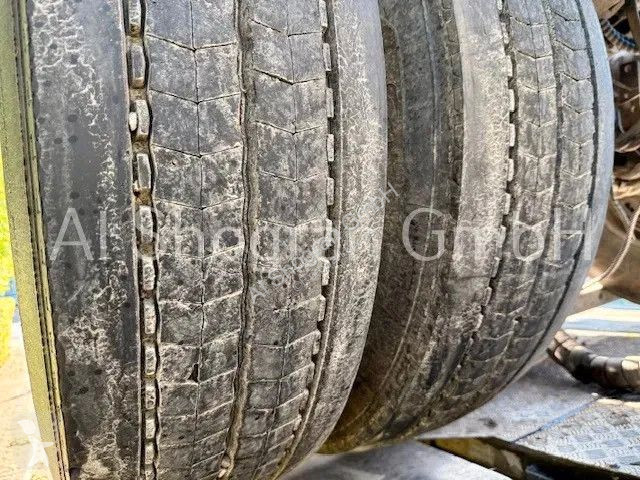 جرار Volvo Holz Kran Palfinger S270L83/Komplettzug