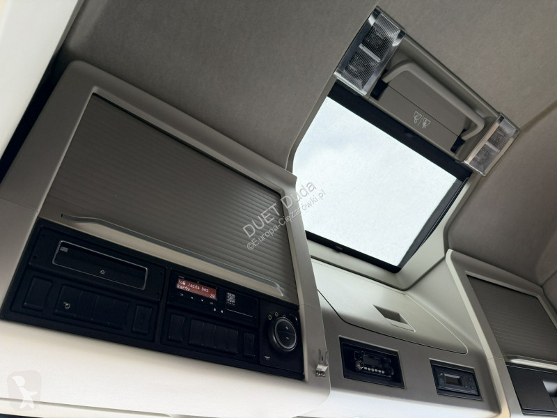جرار Volvo FH 500 E6 Standard Globetrotter XL...