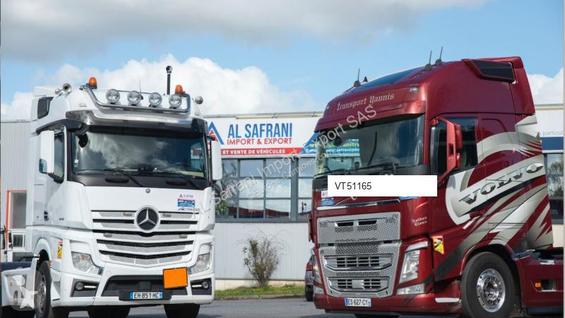 Tracteur DAF 530
