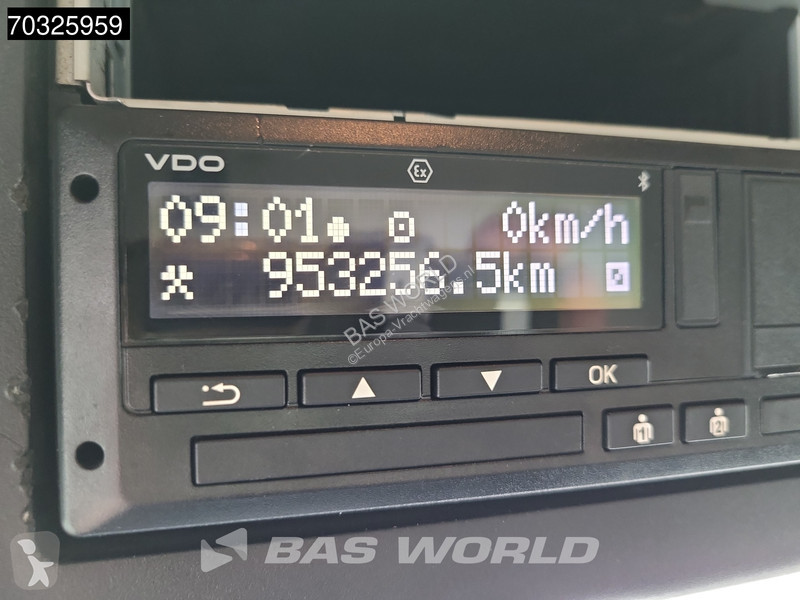 جرار Mercedes 1842 4X2 StreamSpace Mega...