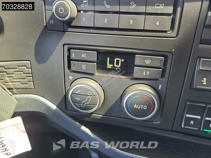 جرار Volvo 500 4X2 Low Cab! VEB+ Hydraulic