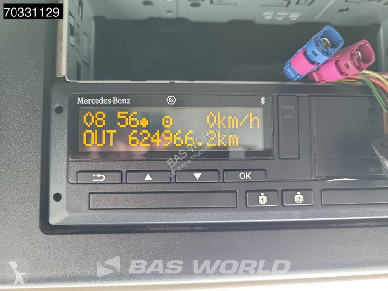 جرار Mercedes 1851 4X4 StreamSpace 4X4...