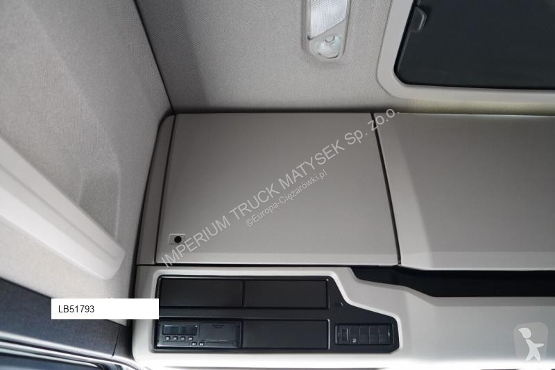 جرار Scania S 450