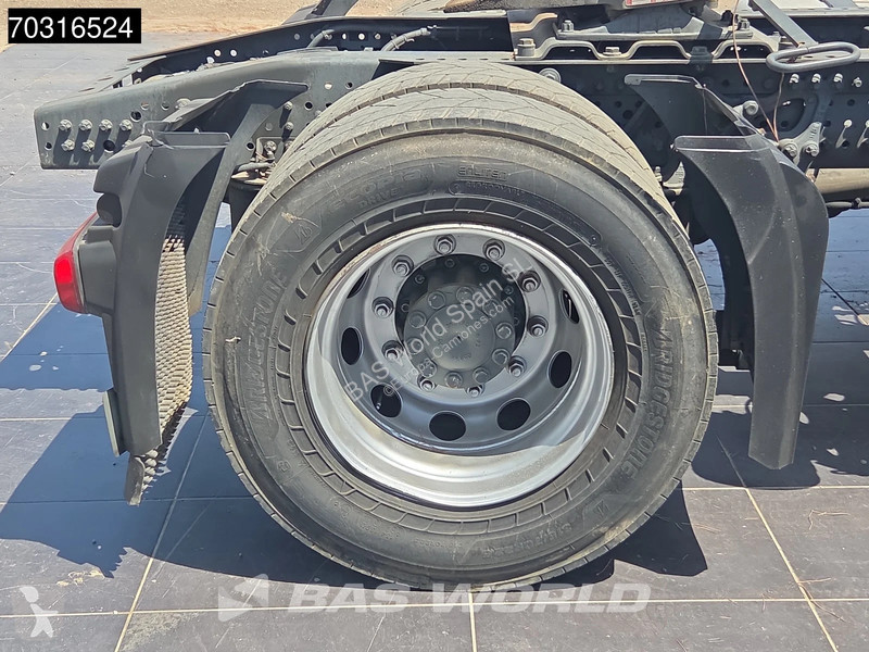 Cabeza tractora Mercedes 1843 4X2 ClassicSpace...