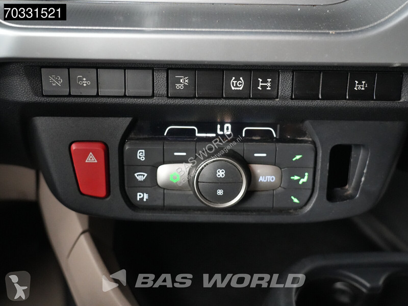 Cabeza tractora DAF + 530 + 4X2 Special!...