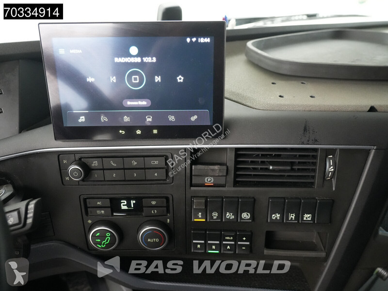 Tahač Volvo FH 460 4X2 Globe APK 04-2027 2x...