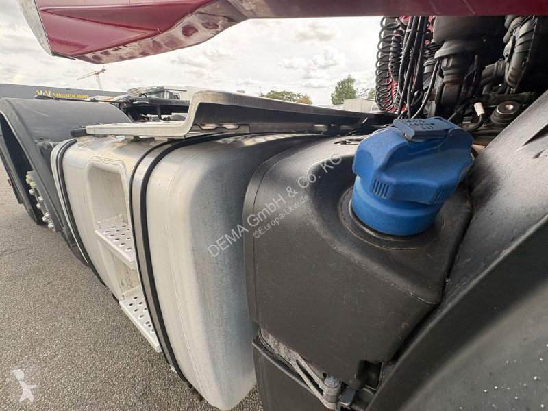 Nyergesvontató Iveco S...