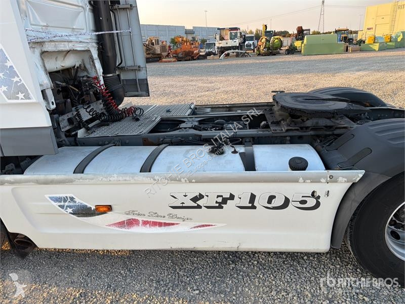 Cabeza tractora DAF 4x2 S/A Sleeper Truck Tractor