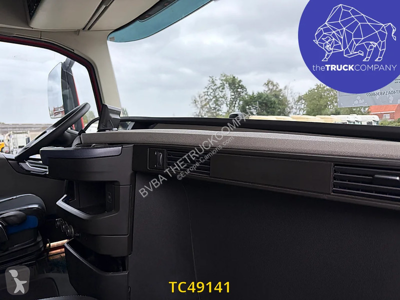 Тягач Volvo 500
