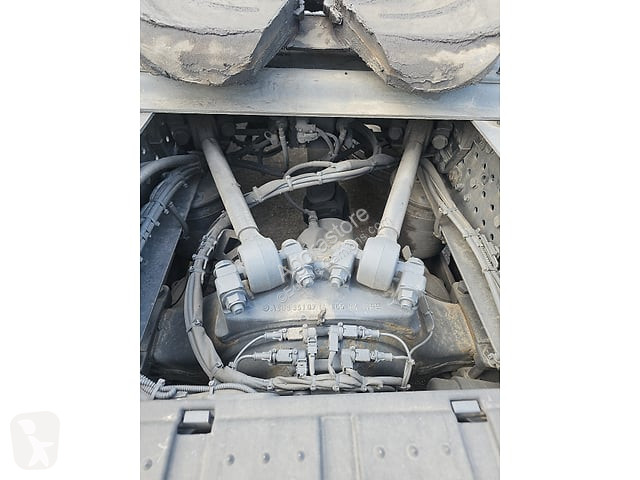 Тягач Mercedes ACTROS