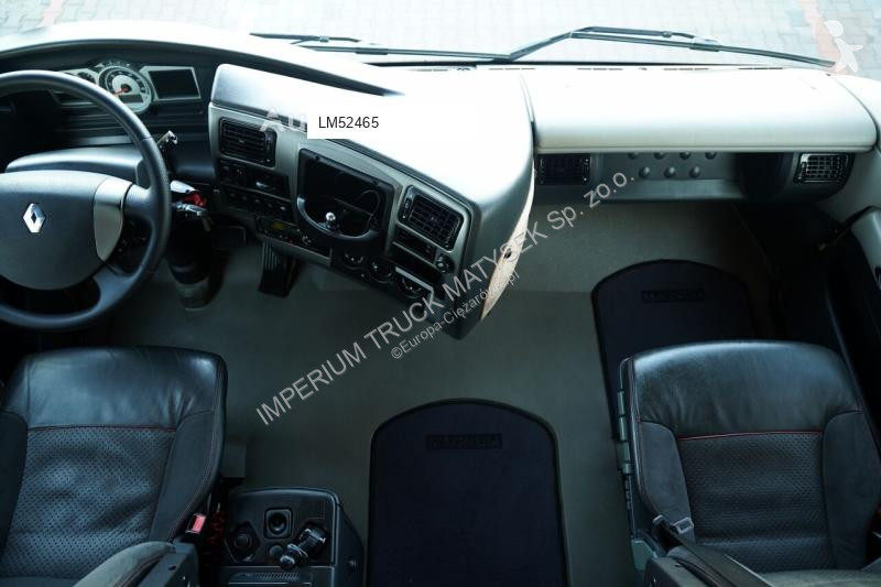 Тягач Renault MAGNUM 520