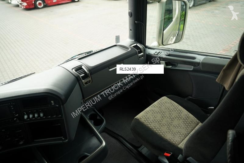 Тягач Scania R 410