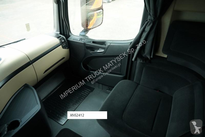 Тягач Mercedes ACTROS  L 1848