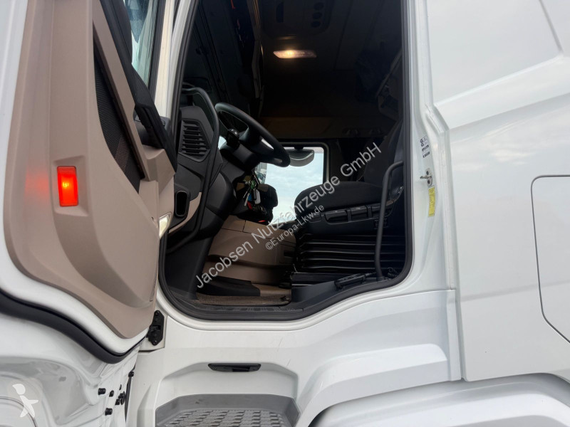 Влекач DAF 530 FT, Retarder, ACC, Standklima,...