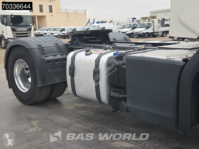 جرار Scania 4X2 Retarder 2x Tanks ITV 05-2027...