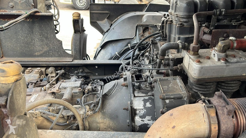 Trekker Scania - 400 (LAMES / POMPE MANUELLE /...
