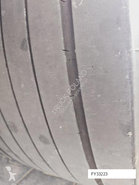 Ansamblu cap tractor si semiremorca Volvo XXL...