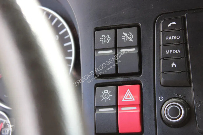 Tractor MAN TGX + Euro 6 + Retarder + adr