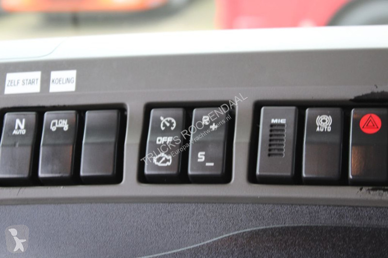 Traktor Renault 380DXI + 2 PIECES