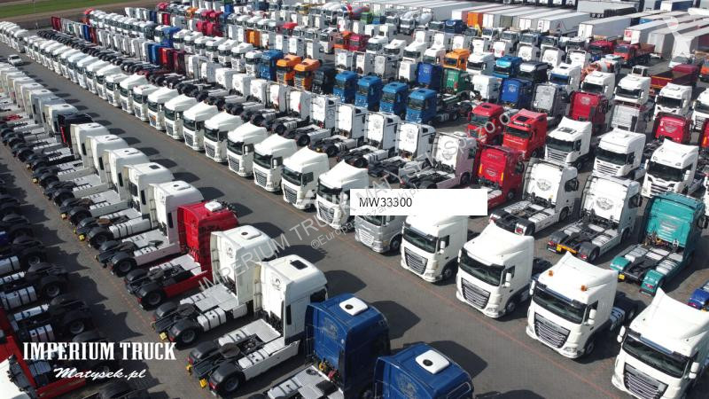 Traktor DAF CF 460