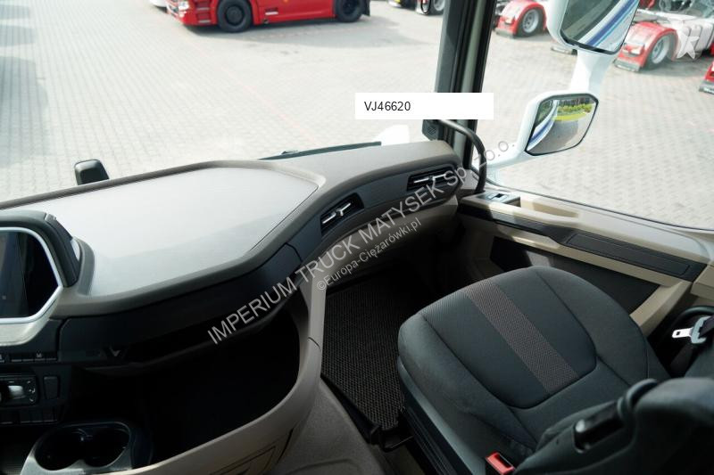 Tahač DAF XG 530