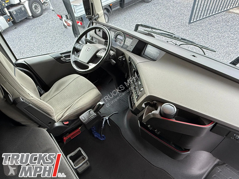 Traktor Volvo 500 Globetrotter Jantes...
