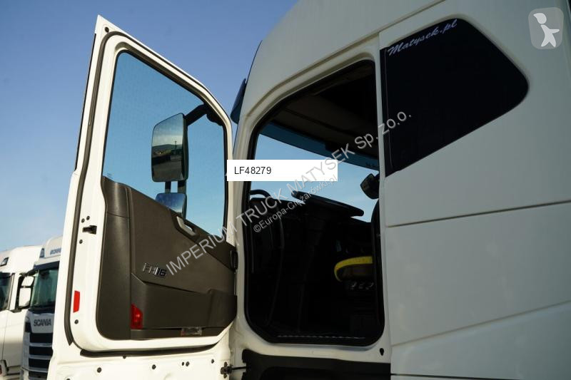 Влекач Volvo