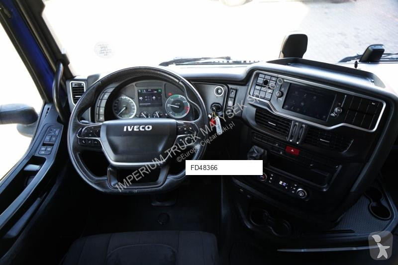 Влекач Iveco S-Way 460
