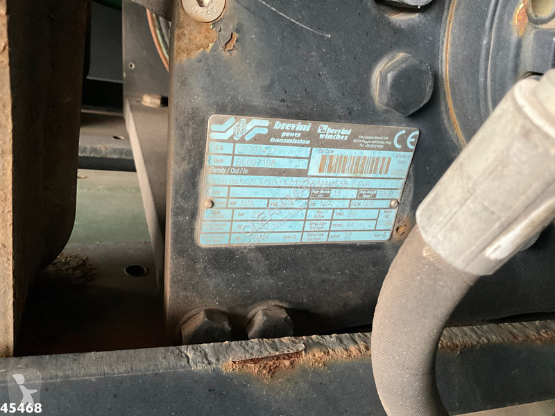 جرار Scania 490 8x4 Euro 6 Effer 140 Tonmeter...