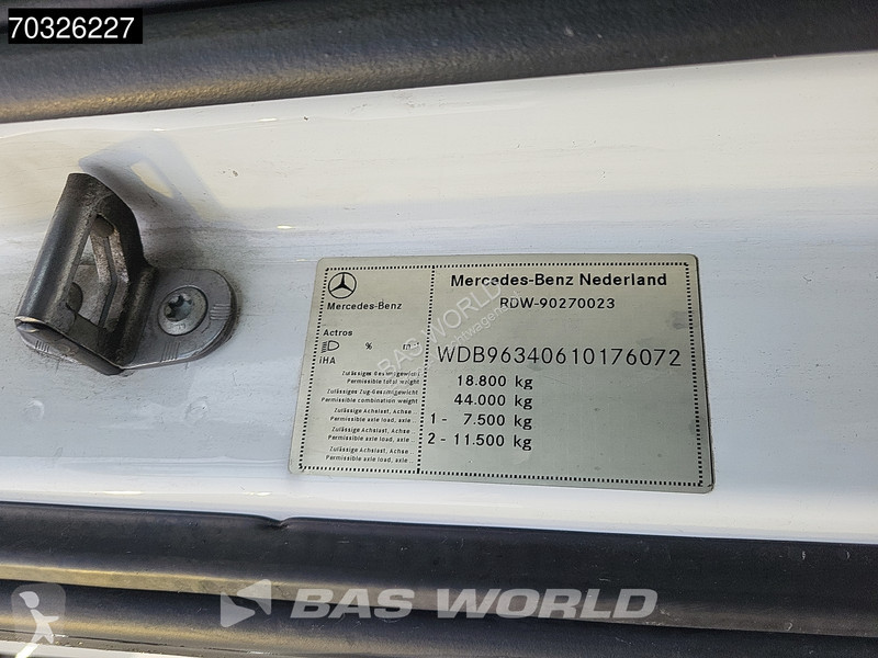 جرار Mercedes 1842 4X2 StreamSpace Mega