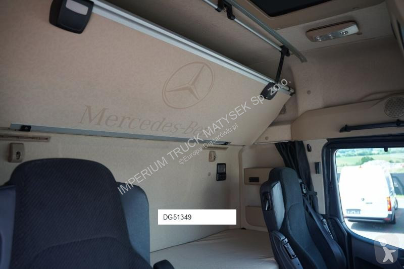 جرار Mercedes ACTROS 1845