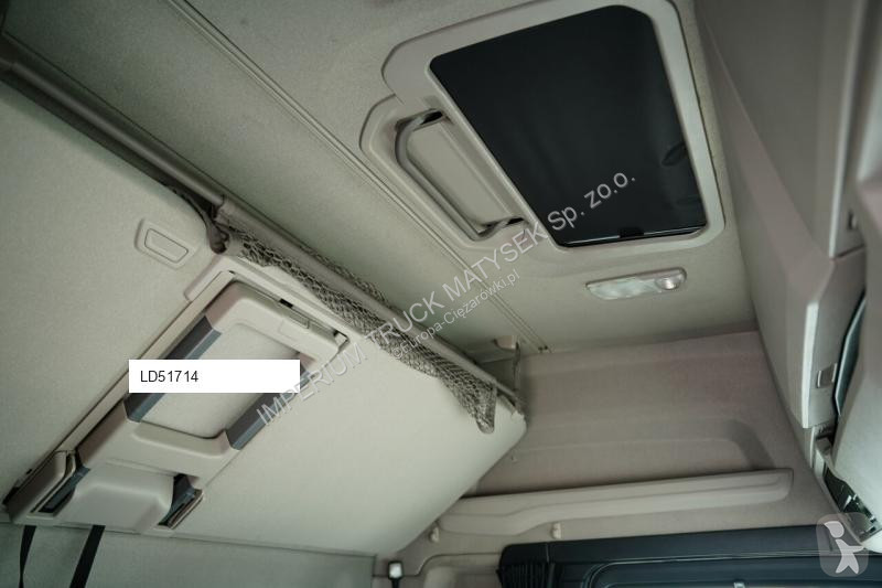 جرار Scania S 450
