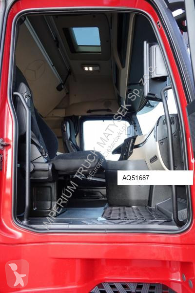Влекач Mercedes ACTROS 1845