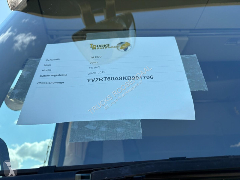 جرار Volvo + RETARDER + EURO 6C + SPOILERS + XL...