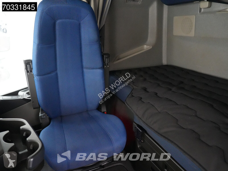 جرار Volvo 500 4X2 XL 2x Tanks Standklima ACC APK