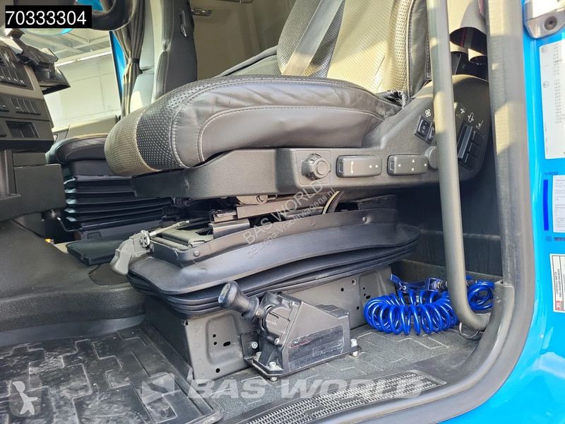 Cap tractor Volvo 500  4X2 Standklima Full-Air...