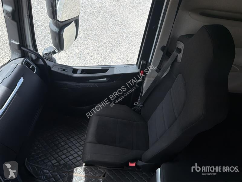 Cabeza tractora Iveco S-way 530