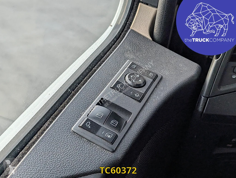 Tahač Mercedes 1853
