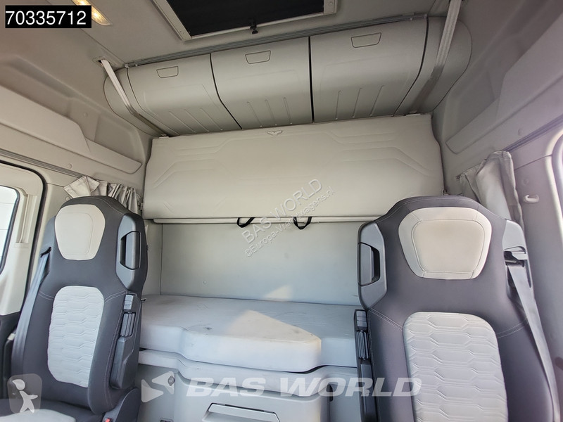 Tahač Ford F-Max 500 4X2 2x Tanks Navi ACC